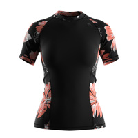 Rashguard noir à manches courtes pour sports nautiques UPF 50+ Séchage rapide Coupe ajustée Fabricant de vêtements de sport OEM