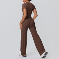 Ensemble de sport 2 pièces pour femme : T-shirt de yoga et de course à séchage rapide, haut d'entraînement respirant et pantalon large push-up