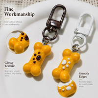 Porte-clés Os de Chien Mignon en Résine, Pendentif Chiot Dessin Animé, Mini Breloque de Sac, Cadeau pour Amoureux des Animaux, Couples, Étudiants, Enfants, Garçons et Filles