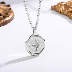 สร้อยคอจี้สแตนเลสสตีลทรงดาวแปดแฉกสีทองสำหรับผู้ชาย สไตล์ฮิปฮอป เครื่องประดับแฟชั่น ทนทาน พร้อมตัวเลือกการออกแบบตามสั่ง - Product Image 2