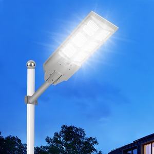 Solar Street <b>Light</b> 100W LED Aluminum Alloy Mono Si Solar Cell <b>Remote</b> <b>Control</b> Outdoor Lighting - Product Image 2