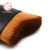 Maquillage personnalisé Skinny Miracle Premium Poils synthétiques ultra doux Pinceau pour huile bronzante corporelle de forme ergonomique unique
