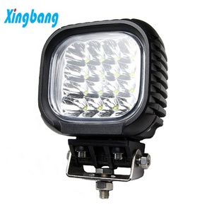 Fabricante de Moldes OEM, Molde de Inyección de Plástico Personalizado para Faro LED de Motocicleta - Product Image 4