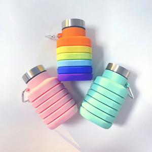 Bouteille d'eau pliable en silicone sans BPA personnalisée |   Bouteille d'eau de sport avec mousqueton |   Visite en plein air adaptée aux adultes - Product Image 6