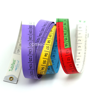 Kunden spezifisch bedrucktes buntes doppeltes weiches Maßband 150cm Promotion PVC Nähen Schneider körper weiches Maßband - Product Image 1