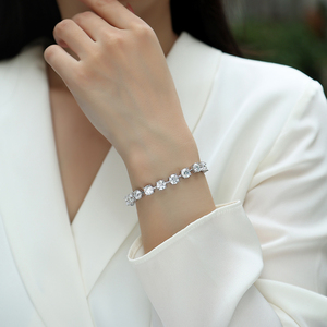 3/5mm Moissanit Tennis-Armband S925 Silber Vergoldet 18K Gold Rundschliff Funkelndes Design Zertifizierter Schmuck für Damen Armband - Product Image 2