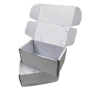 Miễn phí sang trọng tùy chỉnh hộp các tông sóng và túi với lớp phủ UV Matt Cán dập nổi Quà Tặng tùy chỉnh thư vận chuyển - Product Image 1