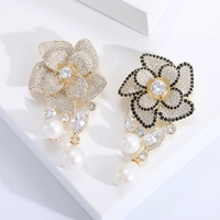 100 designs de bijoux fins à la mode en cuivre plaqué or véritable avec zircon, libellules, papillons, fleurs, oiseaux, broches pour hommes et femmes