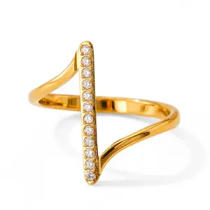 新款女性珠宝氧化锆Z形棒戒指精致几何女性戒指