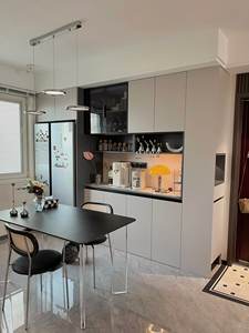 Aparador de Madera Maciza Personalizable con Almacenamiento, Muebles de Restaurante Hechos con Materiales Ecológicos - Product Image 3