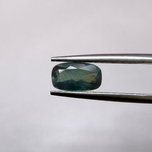 Pierre précieuse Alexandrite vert sarcelle taille coussin, pierre facettée non montée pour bijoux personnalisés, bague, pendentif - Product Image 1