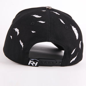 사용자 정의 5 패널 클래식 3D 편지 자수 아빠 모자 라인 석 새틴 줄 지어 스웨이드 야구 카오 모자 사용자 정의 로고 - Product Image 5