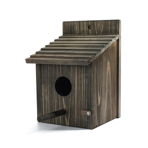Houten Vogelhuisje Voor Buiten Met Roofdierwacht - Product Image 1