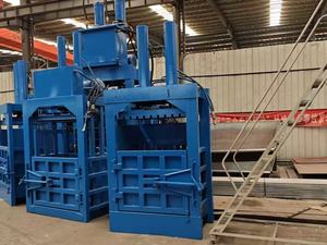 Mini presse à balles RNKJ Offres Spéciales 10-50 tonnes pour bouteille en plastique <span class=keywords><strong>de</strong></span> papier <span class=keywords><strong>de</strong></span> rebut - Product Image 3