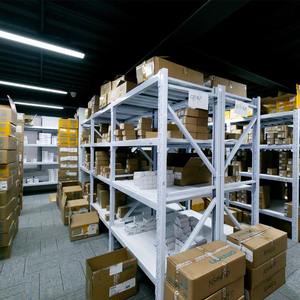 CP1L-EM40DR-D Controllore PAC Industriale con Controller Dedicati per Programmazione PLC - Product Image 5