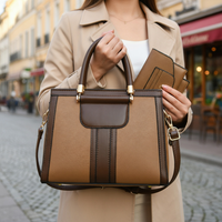 Sac à main à bandoulière pour femme avec logo personnalisé, ensemble 3 pièces en cuir PU, grande capacité, fermeture éclair, doublure en nylon, décoration à pompon