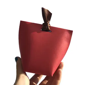 定制徽标印刷的电子包装小纸类包装糖果盒领带礼盒带丝带的喜庆糖果礼盒