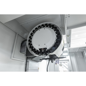 Máy phay <span class=keywords><strong>CNC</strong></span> nhôm kim loại, trung tâm gia công đứng <span class=keywords><strong>CNC</strong></span>, trang bị bộ phận cắt ba đầu, cần bán - Product Image 4