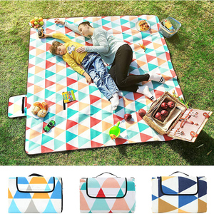 Humedad ligera impermeable espesar de <span class=keywords><strong>playa</strong></span> al aire libre Camping Mat Pad de paja de algodón - Product Image 2