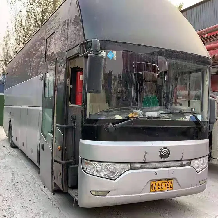 यात्री बसों ने बिक्री के लिए यूटोंग लक्जरी कोच बस 6122 मॉडल दूसरी बस का इस्तेमाल किया