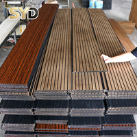 Paneles de Techo de PVC Ignífugos de Línea Dorada de Lujo, Diseño Artístico Moderno, Baldosas Duraderas e Impermeables para Hotel y Gimnasio, Garantía de 5 Años