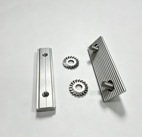 Ensemble de composants de connexion pour rail de toit de type rouleau, surface métallique traitée pour système de rail de toit industriel