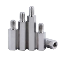 M2.5 M3 M4 M6 CNC usinage entretoise en métal acier inoxydable et laiton hexagonal fileté PCB mâle femelle vis processus de fraisage