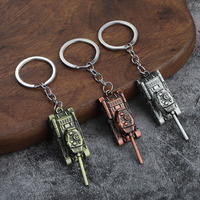 Llavero 3D de aleación de zinc con forma de tanque, logotipo personalizado, colgante retro de metal para regalos masculinos y souvenirs promocionales