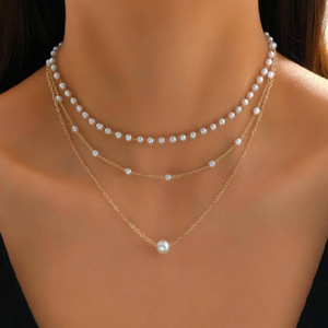 Exquisito y Elegante Collar de Moda para Mujer con Colgante de Corazón Multicapa, Chapado en Oro de 18K con Perla - Product Image 1