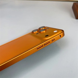 Película Mate de Lujo con Adhesivo Trasero Integrado de Metal para iPhone 14 Pro/15 Pro/16 Pro Max, Transforma Instantáneamente a 17 Pro/17 Pro Max - Product Image 4