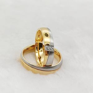 Set di 2 Anelli di Fidanzamento e Matrimonio Tedeschi-Turchi per Coppie, Placcati in Oro 24k, Gioielli Africani, Regali per Anniversario - Product Image 3