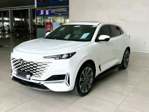Changan UNI-K 2024 2.0T 4x2 Édition Voyage Mondial 5 places Essence SUV R21 Conduite à Gauche Basique Automatique d'Occasion - Meilleures Ventes - Product Image 1