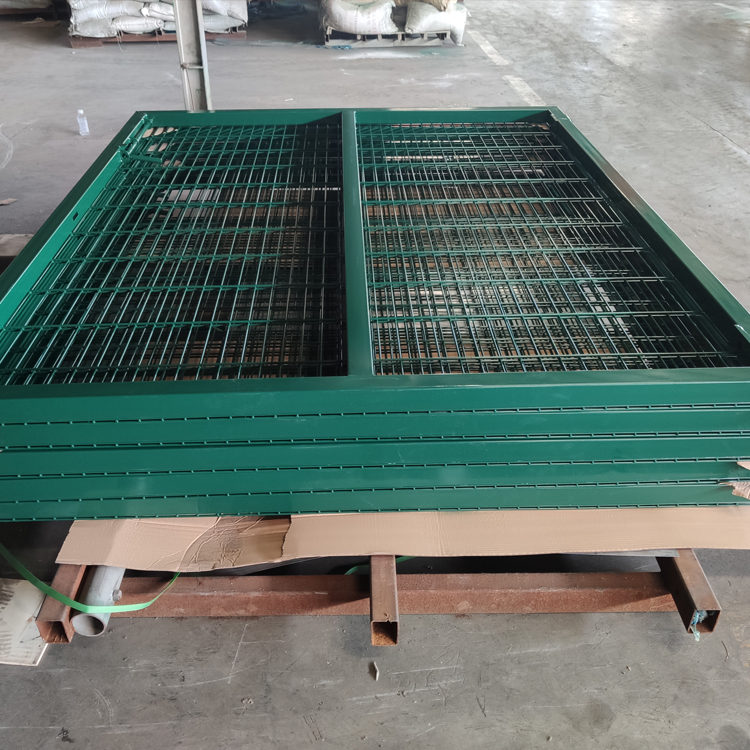 3D Curvy Welded Wire Mesh Fence For Home Use