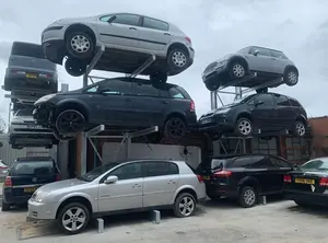 Rangement de supports en porte-à-faux pour voitures en déchets dans la cour - Product Image 6