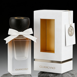 Bottiglia di Profumo in Vetro di Lusso Personalizzata con Logo, Flacone Vuoto Satinato Nero da 30 <span class=keywords><strong>ml</strong></span> <span class=keywords><strong>50</strong></span> <span class=keywords><strong>ml</strong></span> con Confezione Regalo per Packaging Cosmetico - Product Image 2