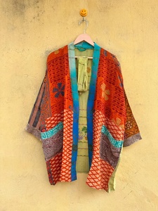 Bata Larga con Cuello en V para Mujer, Manga Larga, Informal, para Verano, Tejido Suave, Estampado Floral, Crepé de Seda, Estilo Kimono Boho - Product Image 2