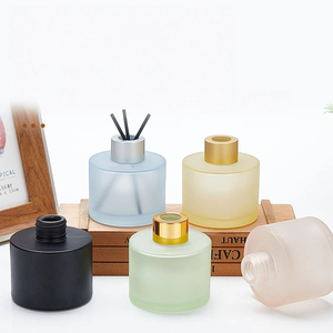 Sang Trọng 120Ml Frosted Thủy Tinh Hương Thơm Khuếch Tán Chai Với Vít Cap Cho Trang Trí Nội Thất Hương Thơm <span class=keywords><strong>Reed</strong></span> Khuếch Tán - Product Image 1