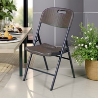 Chaise pliante carrée moderne et réglable en plastique pour usage intérieur/extérieur multi-espaces