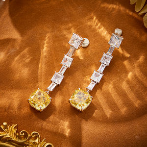 Boucles d'oreilles longues et élégantes pour femmes, accessoires de mariage, bijoux en laiton scintillants et tendance, or, zircon taillé rayonnant - Product Image 5