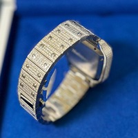 Reloj de Diamantes Moissanite Estilo Japonés de Exportación India para Atuendos Casuales y de Calle, Disponible al Mejor Precio