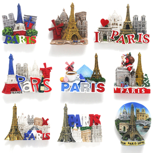 Imán de Resina Personalizado con Diseño Parisino, Hecho a Mano, Ecológico y Personalizable, Recuerdo de Moda Parisina - Product Image 2