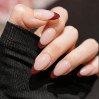 Faux ongles à presser élégants bordeaux français longs en amande, base nude brillante, pour usage quotidien et soirées