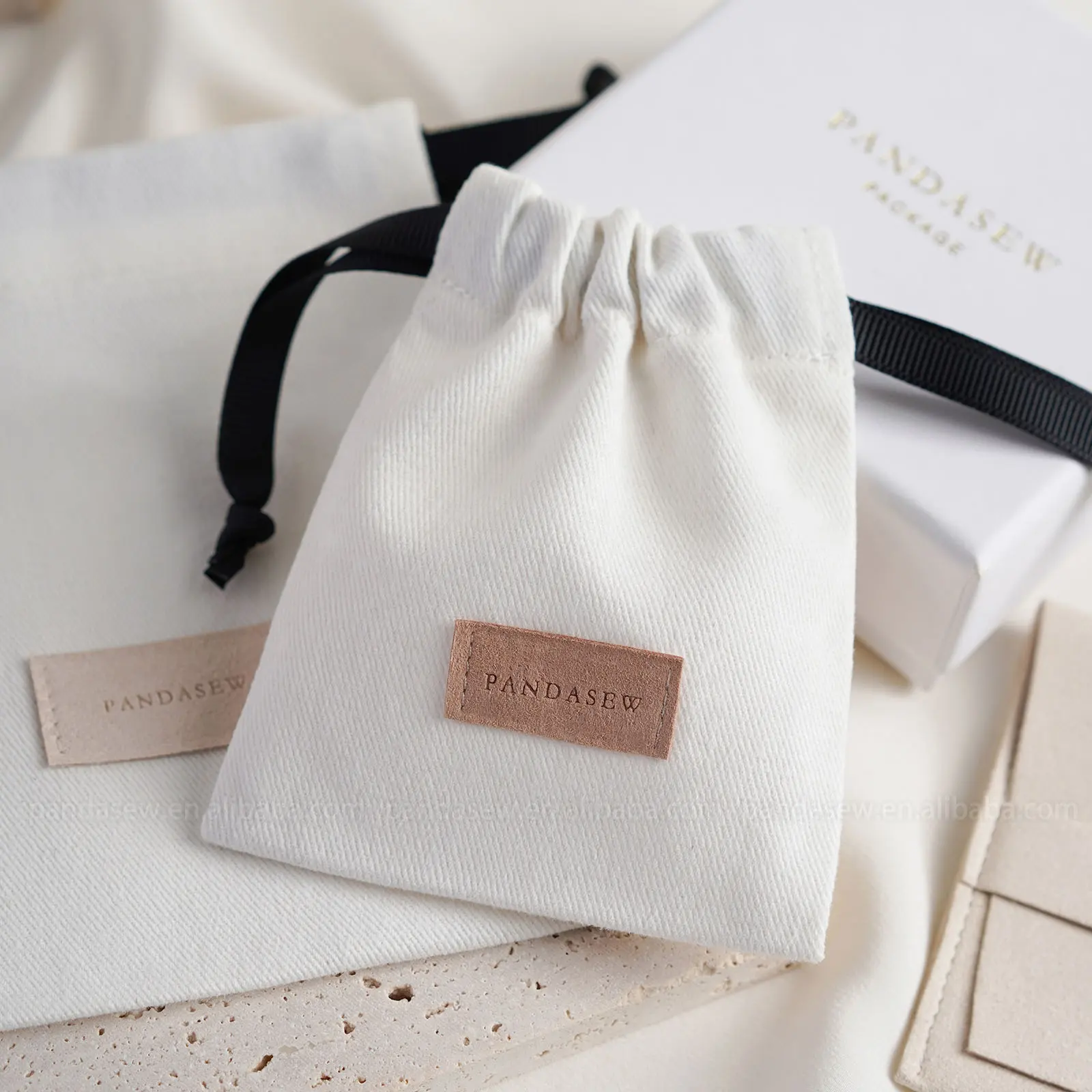 PandaSew özel Logo poşet dökün bijoux küçük hediye keseleri dimi etiketi ile pamuklu takı İpli çanta