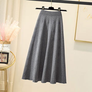 उच्च कमर वाली बड़ी स्विंग वाली स्कर्ट महिलाओं शरद ऋतु और सर्दियों के नए फैशन मध्य-लंबाई स्वभाव शुद्ध रंग-लाइन स्कर्ट - Product Image 4