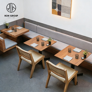 Ensemble de mobilier de restaurant minimaliste : table carrée en bois pour café, chaise de café en rotin, banquette en tissu, sièges de restaurant - Product Image 1
