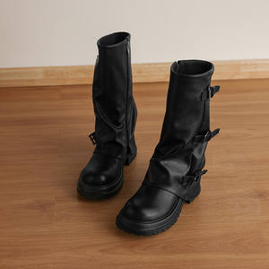 Botín de Mujer con Tacón Grueso y Punta Cuadrada, Cómodo y Multifuncional, con un Diseño de Estilo Retro - Product Image 1