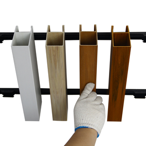 Nhà Hàng WPC Ống Gỗ Và Thiết Kế Hiện Đại Dầm Trần Trang Trí Trong Nhà - Product Image 1