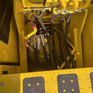 Komatsu PC210 a utilisé la pelle sur chenilles de 20 tonnes en excellent état moteur de pompe à bas prix de haute qualité portant la puissance 123KW - Product Image 6