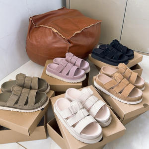 Sandales Uggs pour femmes, chaussures de plage d'été pour couples avec semelles épaisses, sandales en cuir véritable à velcro pour l'extérieur - Product Image 6