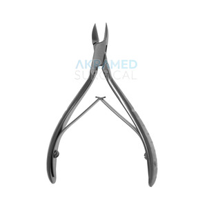 Outils de pédicure professionnels pince à cuticules pour ongles directe d'usine Logo Laser coupe-ongles fabriqué au Pakistan - Product Image 1